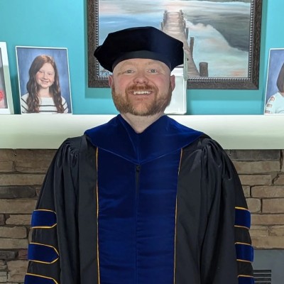 Dr. Stephen Hendrix